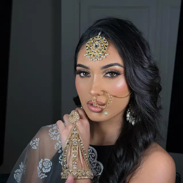 Hair & Makeup — SD Glow à Paris — Desi Corner