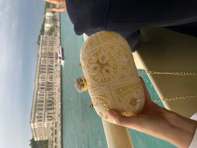 Prêt à porter — Le cœur libre à Cergy — Desi Corner