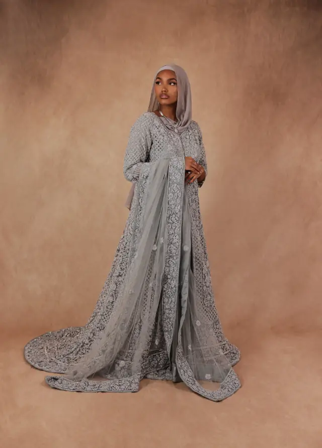 Prêt à porter — Maison Radjasah  à Fosses — Desi Corner