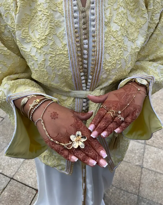 Henné — Hennee by KS à Bobigny — Desi Corner