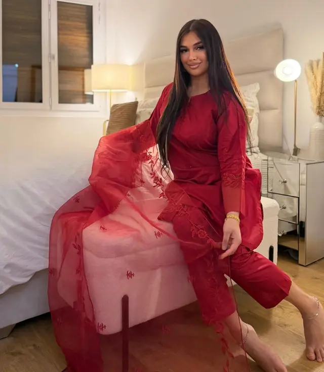 Prêt à porter — Maison Aliyah à Paris — Desi Corner