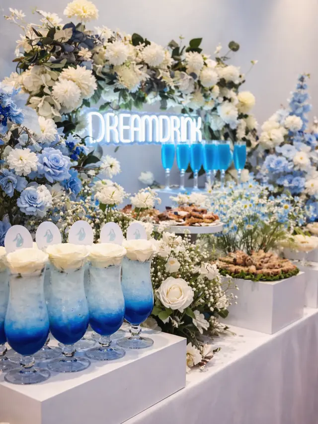 Bar à cocktails — Dream Driink  à Choisy-le-Roi — Desi Corner