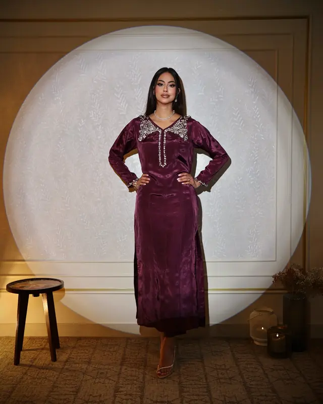 Prêt à porter — Azalee By Sundas à Aulnay-sous-Bois — Desi Corner