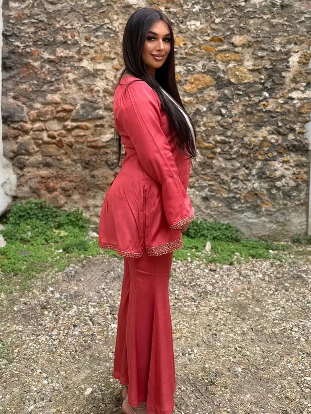 Prêt à porter — Maison Aliyah à Paris — Desi Corner