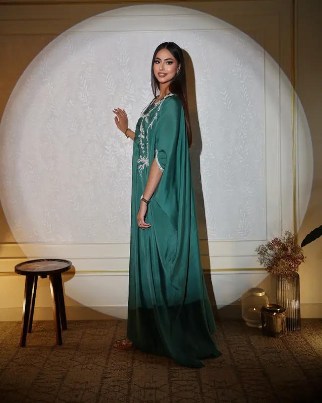 Prêt à porter — Azalee By Sundas à Aulnay-sous-Bois — Desi Corner