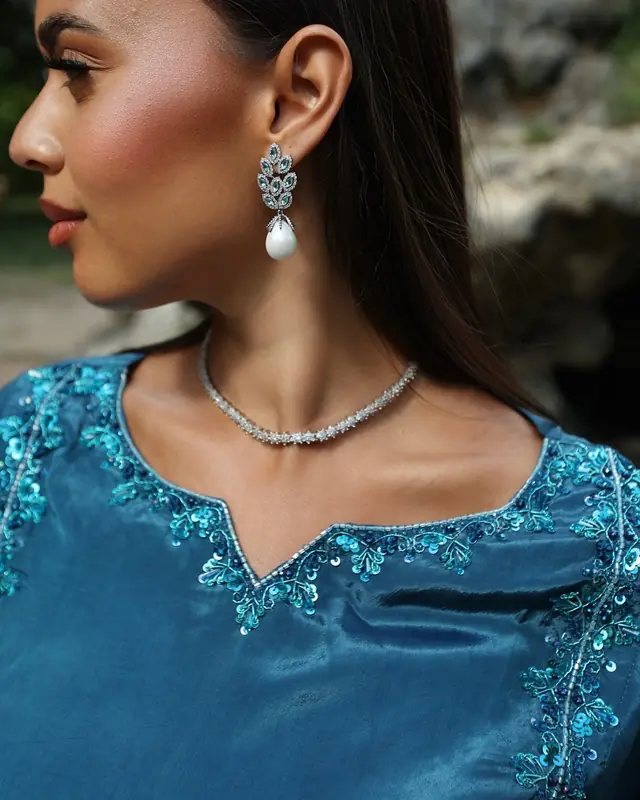 Prêt à porter — Azalee By Sundas à Aulnay-sous-Bois — Desi Corner