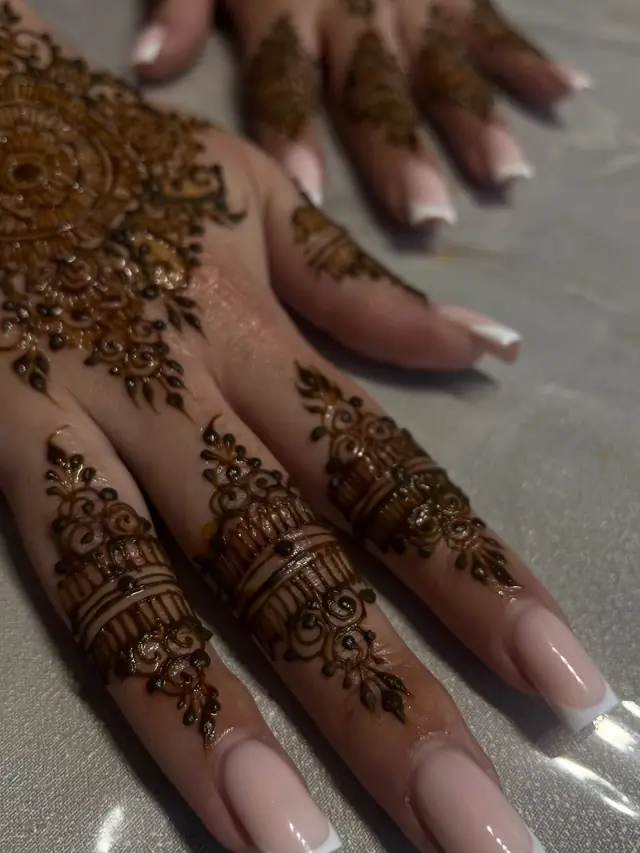 Henné — Henna Design à Sevran — Desi Corner