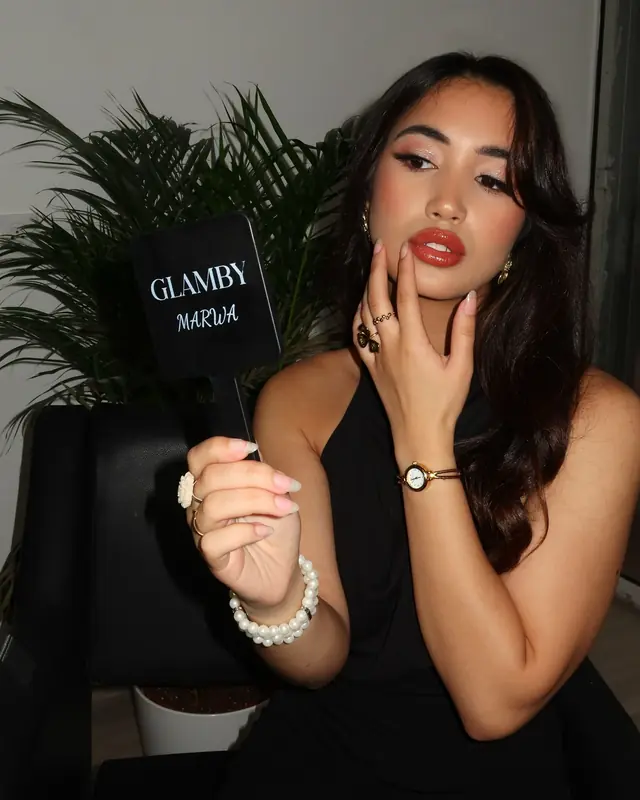 Hair & Makeup — Glam By Marwa  à Évry — Desi Corner