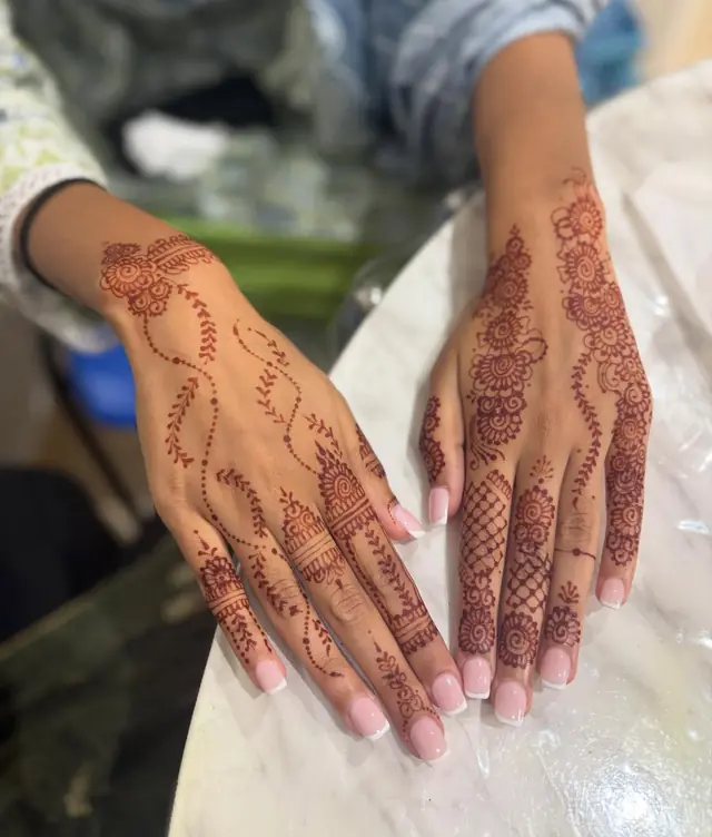 Henné — Henna by Y&A à Paris — Desi Corner
