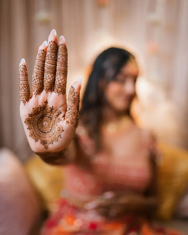 Henné — STI Henna à Sarcelles — Desi Corner