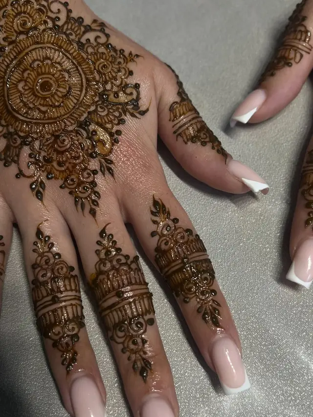 Henné — Henna Design à Sevran — Desi Corner
