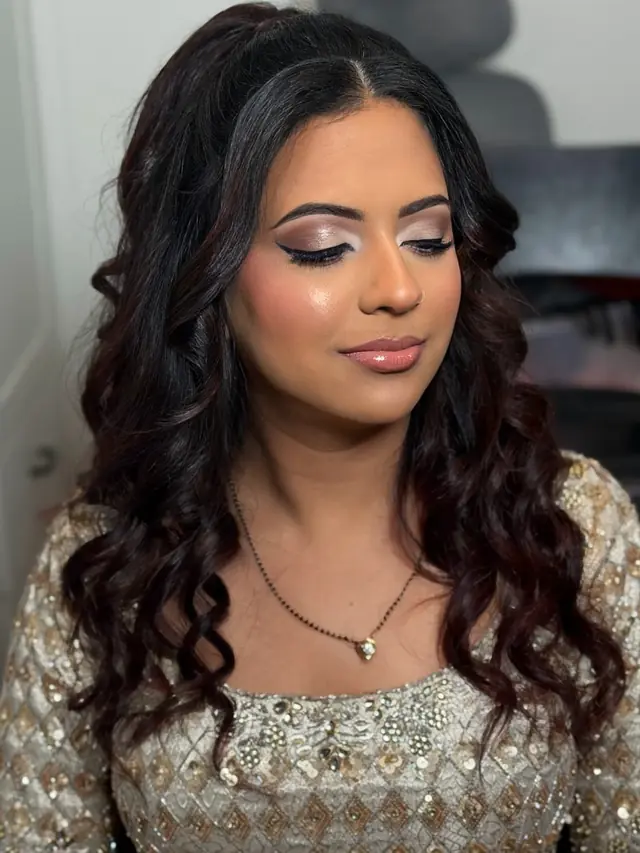 Hair & Makeup — Diiva Makeup à Argenteuil — Desi Corner