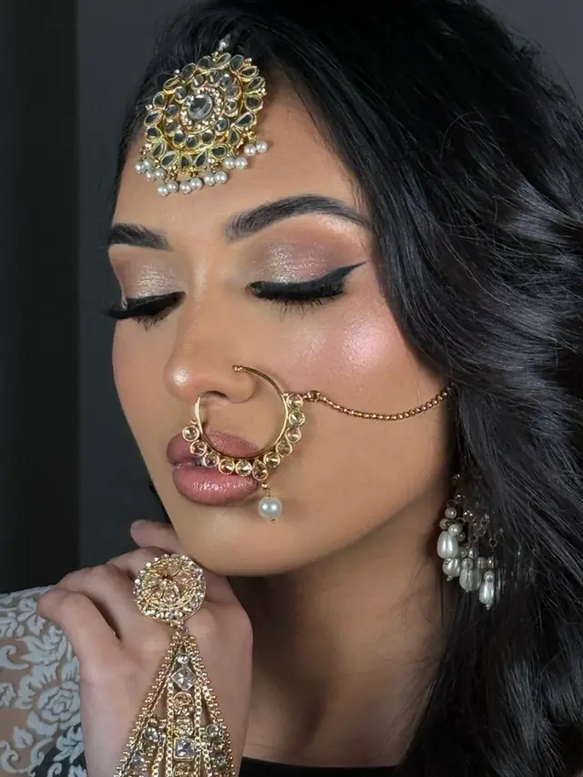 Hair & Makeup — SD Glow à Paris — Desi Corner