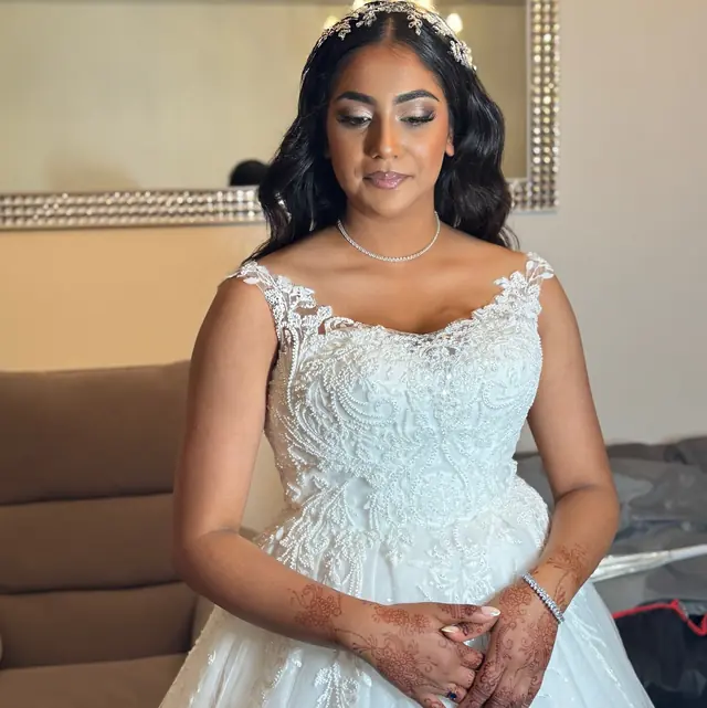 Hair & Makeup — Belle By Madhu à Paris — Desi Corner