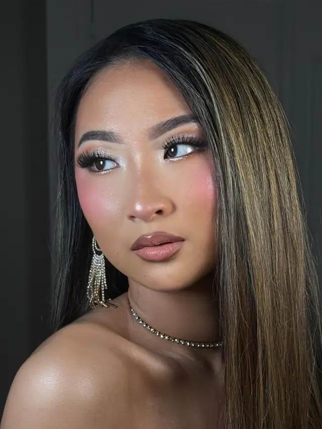 Hair & Makeup — SD Glow à Paris — Desi Corner