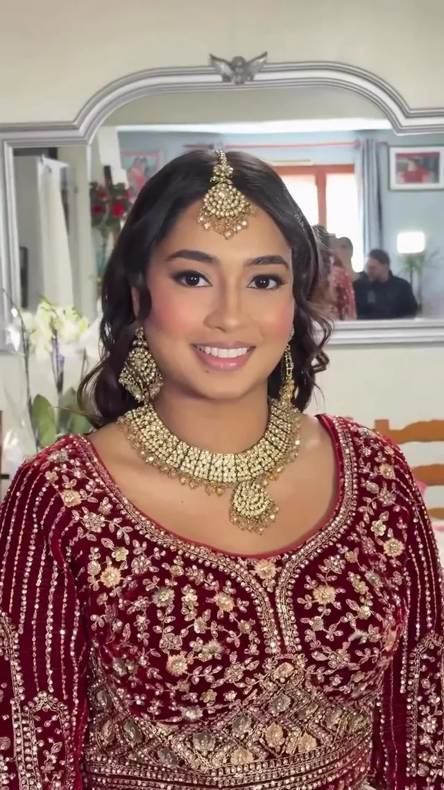 Hair & Makeup — Aimen Z Makeup à Paris — Desi Corner