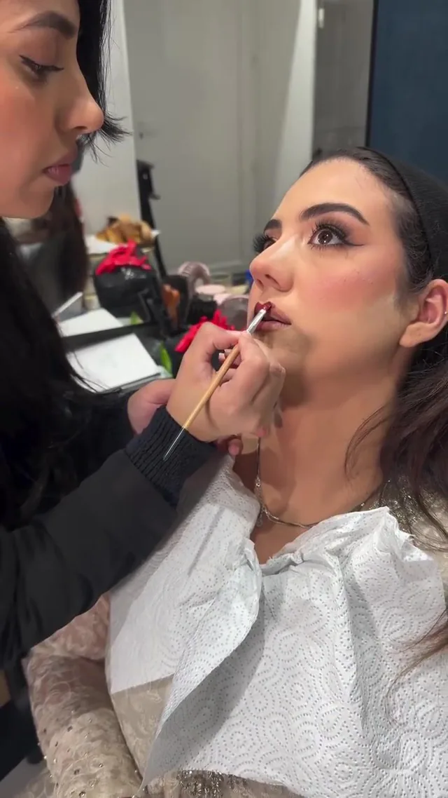 Hair & Makeup — Make Up By Alaïa à Garges-lès-Gonesse — Desi Corner