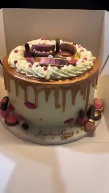 Cake / Pâtisserie — Shams cake à Villepinte — Desi Corner
