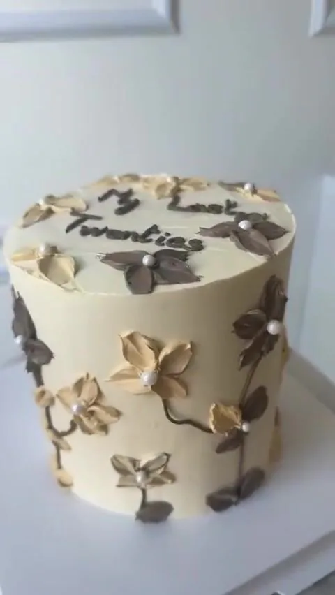 Cake / Pâtisserie — Aich Cake à Villiers-le-Bel — Desi Corner